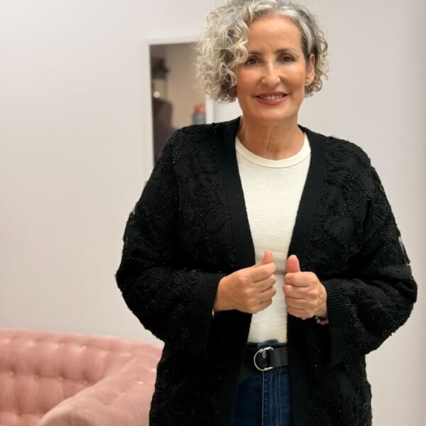 Rebeca Negra Bordada Tul