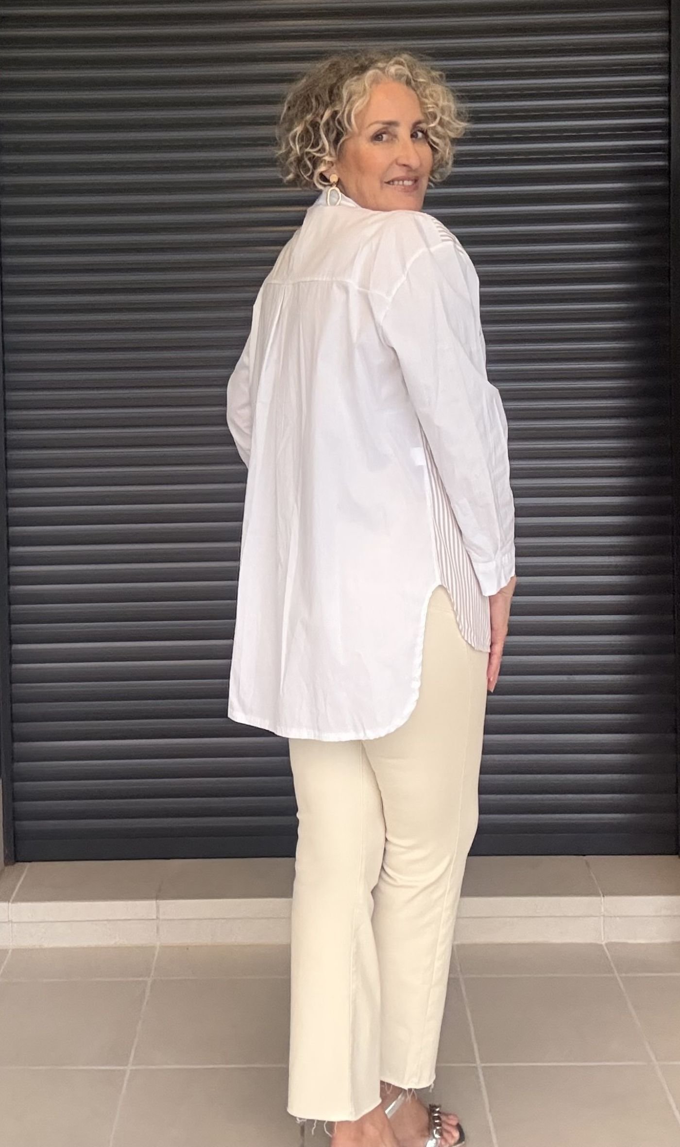 Camisa Flor Rayas Beige