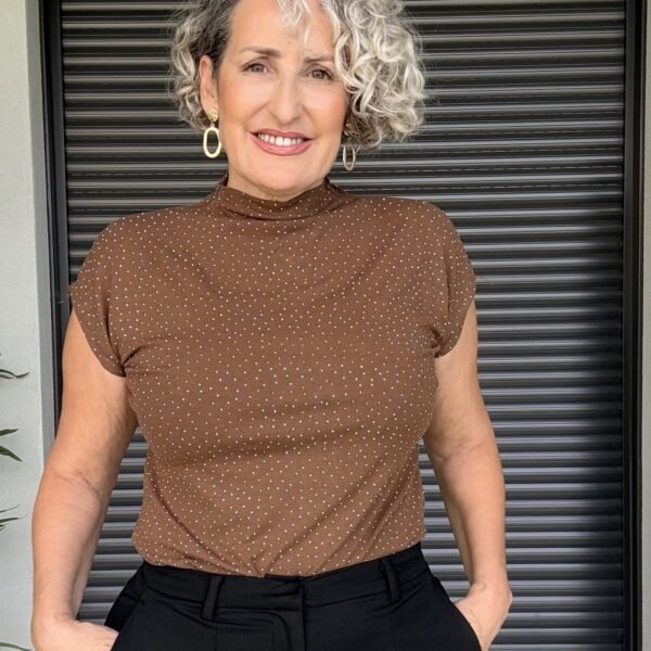 Top Marrón Circonitas