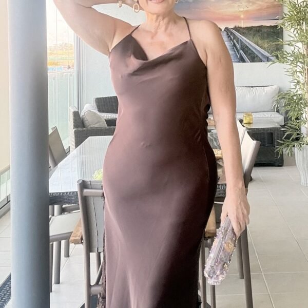 Vestido Chocolate Lencero Encaje